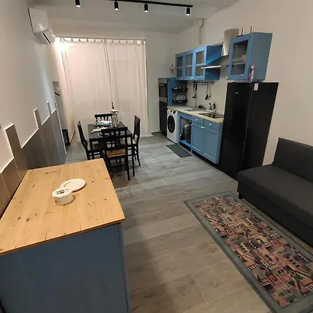 L'angolo Dei Mestieri דירה